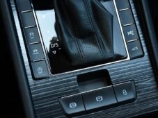 Škoda Superb 2.0TDi 147kW STYLE NTOP TAŽNÉ - 27