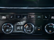 Škoda Superb 2.0TDi 147kW STYLE NTOP TAŽNÉ - 28