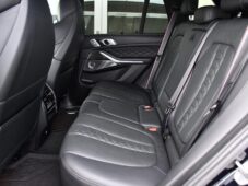 BMW X5 M COMPETITION AKRAPOVIC B&W - 14