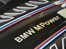 BMW X5 M COMPETITION AKRAPOVIC B&W - 54