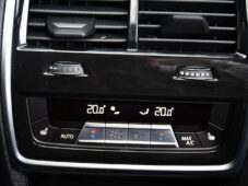 BMW X5 M COMPETITION AKRAPOVIC B&W - 24