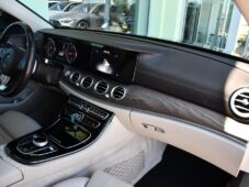 Mercedes-Benz Třídy E 350d - 17