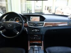Mercedes-Benz Třídy E 250 CDI 4MATIC - 5