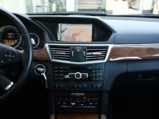 Mercedes-Benz Třídy E 250 CDI 4MATIC - 7