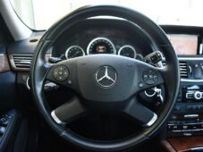 Mercedes-Benz Třídy E 250 CDI 4MATIC - 22
