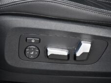 BMW X5 xDrive30d PANO TAŽNÉ 2XALU - 39