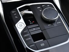 BMW Řada 4 420d xDrive M-SPORT ČR 1.MAJ - 26