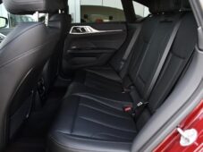 BMW Řada 4 420d xDrive M-SPORT ČR 1.MAJ - 18