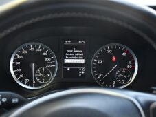 Mercedes-Benz Vito 250D 4MATIC 8MÍST TAŽNÉ NAVI - 33