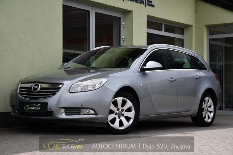 Opel Insignia 2.0CDTi - 1