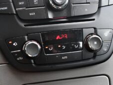 Opel Insignia 2.0CDTi - 31