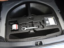 Toyota Corolla 1,5 VVT-i DYNAMIC FORCE COMFOR - 43