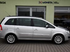Opel Zafira 1.8i VYHŘ. SEDAČKY TAŽNÉ 7MÍST - 11