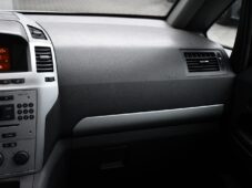 Opel Zafira 1.8i VYHŘ. SEDAČKY TAŽNÉ 7MÍST - 7