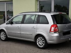 Opel Zafira 1.8i VYHŘ. SEDAČKY TAŽNÉ 7MÍST - 2