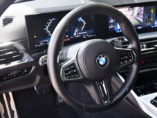 BMW Řada 3 320d xDrive M-SPORT 1M ČR - 9