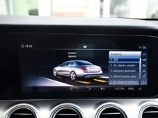 Mercedes-Benz Třídy E 220d 4MATIC K360 VIRTUAL ČR - 30