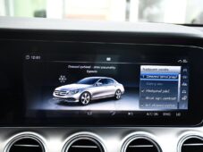 Mercedes-Benz Třídy E 220d 4MATIC K360 VIRTUAL ČR - 32