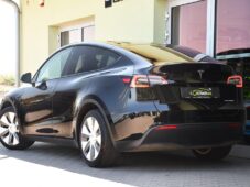 Tesla Model Y LONG RANGE DUAL MOTOR - 2