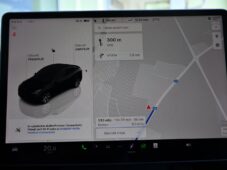 Tesla Model Y LONG RANGE DUAL MOTOR - 33