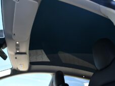 Tesla Model Y LONG RANGE DUAL MOTOR - 35