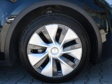 Tesla Model Y LONG RANGE DUAL MOTOR - 39