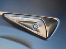 Tesla Model Y LONG RANGE DUAL MOTOR - 40