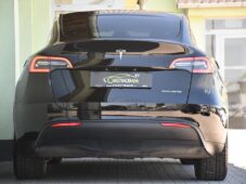 Tesla Model Y LONG RANGE DUAL MOTOR - 3
