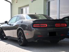 Dodge Challenger 5.7 V8 HEMI - 2