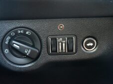 Dodge Challenger 5.7 V8 HEMI - 20