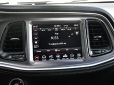 Dodge Challenger 5.7 V8 HEMI - 22