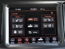 Dodge Challenger 5.7 V8 HEMI - 28