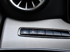 Mercedes-Benz CLS 350D 4MATIC - 38