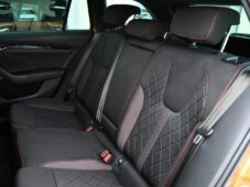Škoda Octavia 2.0TDi RS DSG 1M ČR - 17
