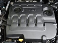 Volkswagen Golf 1.6TDi NAVI CARPLAY 2xALU - 39