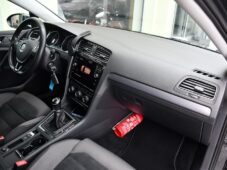 Volkswagen Golf 1.6TDi NAVI CARPLAY 2xALU - 18
