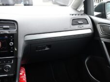 Volkswagen Golf 1.6TDi NAVI CARPLAY 2xALU - 8