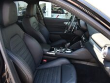 Alfa Romeo Giulia 2,0 VELOCE 16V 206kW AT8-Q4 - 12