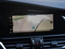Alfa Romeo Giulia 2,0 VELOCE 16V 206kW AT8-Q4 - 31