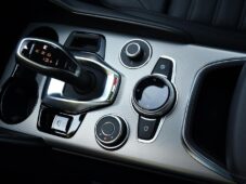 Alfa Romeo Giulia 2,0 VELOCE 16V 206kW AT8-Q4 - 34