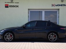 Alfa Romeo Giulia 2,0 VELOCE 16V 206kW AT8-Q4 - 1
