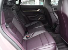 Porsche Taycan PERFORMANCE PLUS - 20