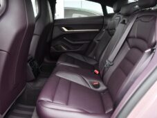 Porsche Taycan PERFORMANCE PLUS - 18