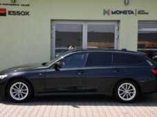 BMW Řada 3 320d xDrive M-SPORT 1M ČR - 9