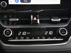 Toyota Corolla 1.5VVT-i 1M 2xKOLA - 25