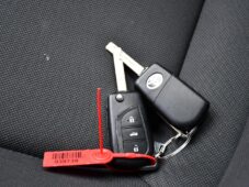 Toyota Corolla 1.5VVT-i 1M 2xKOLA - 30