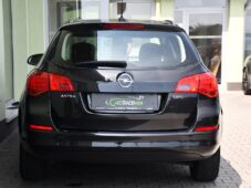 Opel Astra 1.7CDTi SPORTS TOURER - 9