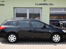 Opel Astra 1.7CDTi SPORTS TOURER - 11