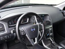 Volvo XC60 D4 A/T ČR 2XALU PO ROZVODECH - 14