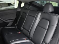 Tesla Model Y LONG RANGE DUAL MOTOR AWD - 18